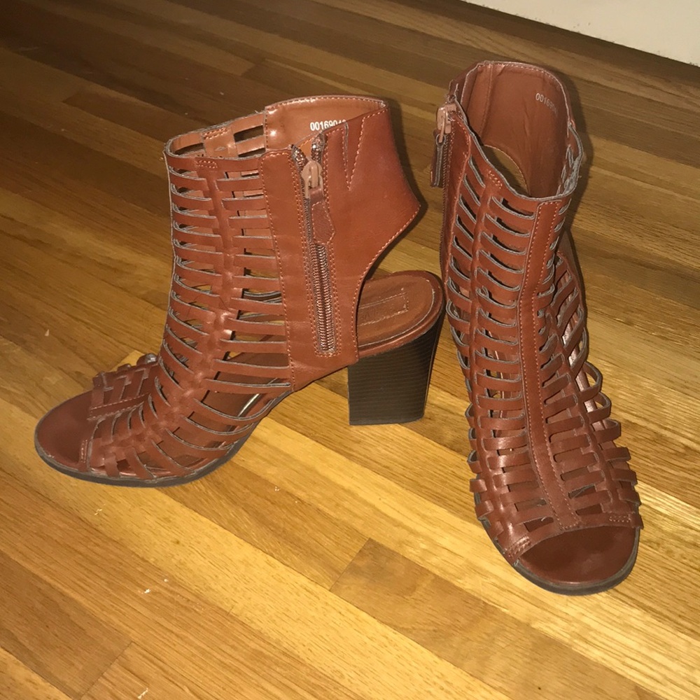 Cage Block Sandals